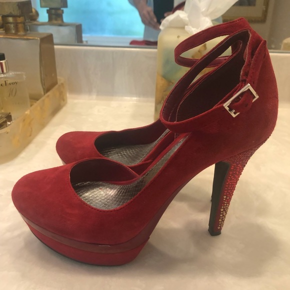 Red suede shoes with rhinestone heels, Sz 7 - Picture 3 of 15